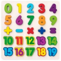 Formaválogató puzzle számokkal fa táblán 25 db-os Woody