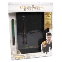 Harry Potter Tom Denem naplója láthatatlan tintával és UV varázspálcával