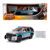 Fém autó 2010 Chevy Tahoe 1:24