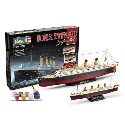 Revell R.M.S Titanic 2 db-os 1:700 1:1200 makett hajó készlet festékkel és kiegészítőkkel
